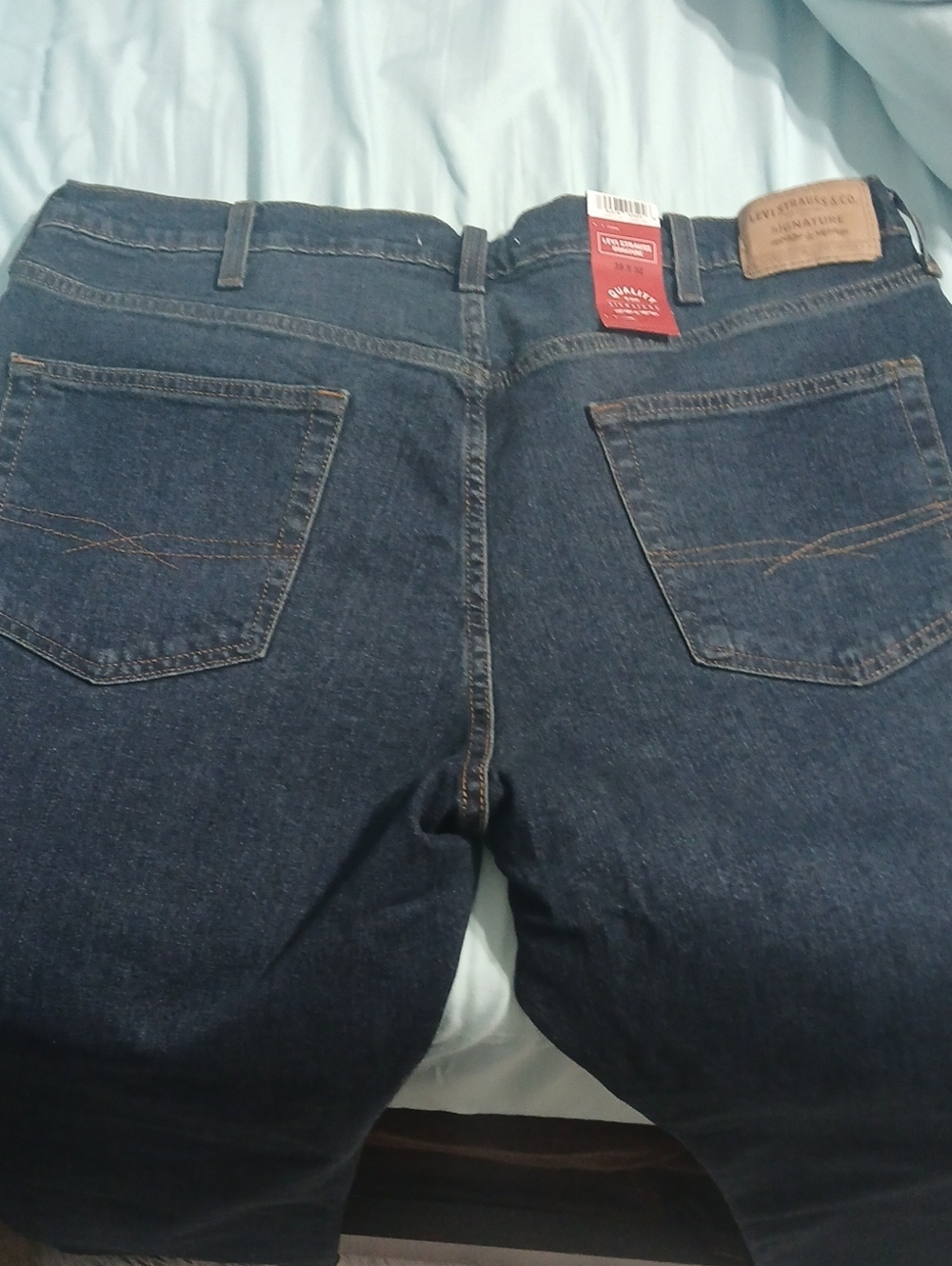 Levi's Men’s Dark Blue Relaxed Fit Jeans